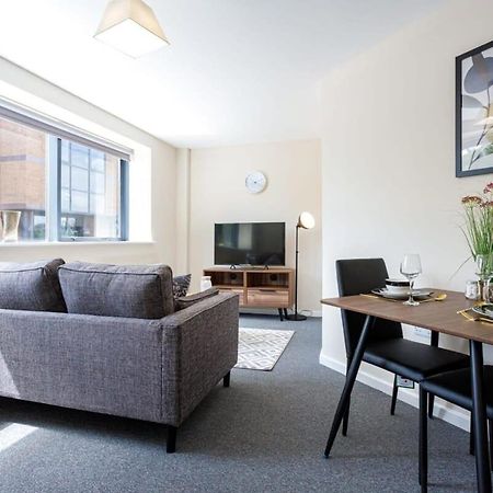 Stylish And Modern 1 Bedroom Apartment Manchester Buitenkant foto