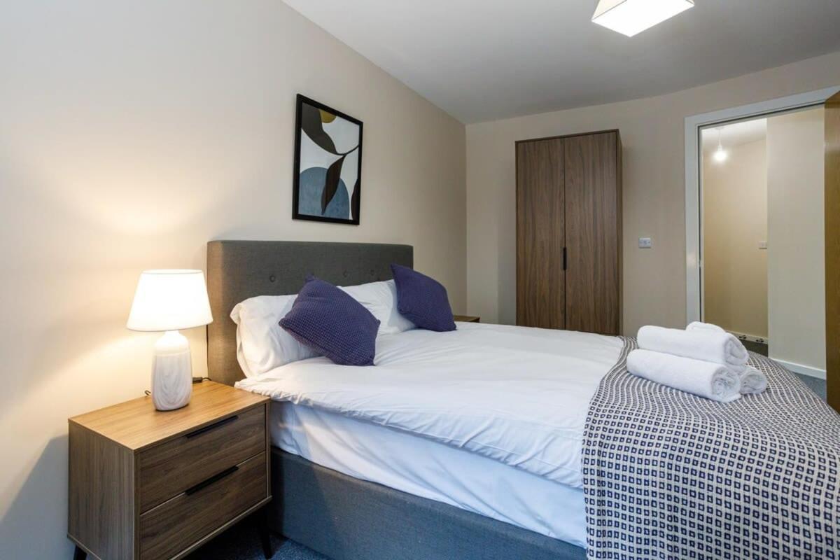 Stylish And Modern 1 Bedroom Apartment Manchester Buitenkant foto